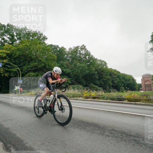 14.09.2025 - Stadtparktriathlon Michael Burmester http://msf.ph/oto/8890487 14.09.2025 09:47:26 Radfahren 443, 447, 454, 475, 481, 486, 495, 575 meine-sportfotos.de