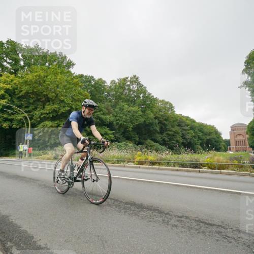 14.09.2025 - Stadtparktriathlon Michael Burmester http://msf.ph/oto/8890579 14.09.2025 09:53:58 Radfahren 511, 587 meine-sportfotos.de