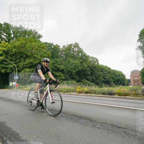 14.09.2025 - Stadtparktriathlon Michael Burmester http://msf.ph/oto/8890607 14.09.2025 09:55:17 Radfahren 458, 509, 532, 534, 536, 571, 573, 578, 592, 602 meine-sportfotos.de