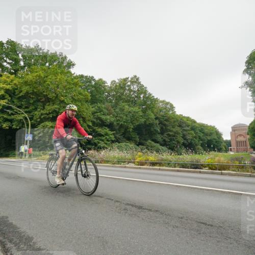 14.09.2025 - Stadtparktriathlon Michael Burmester http://msf.ph/oto/8890873 14.09.2025 10:10:47 Radfahren 514, 529, 564, 620 meine-sportfotos.de