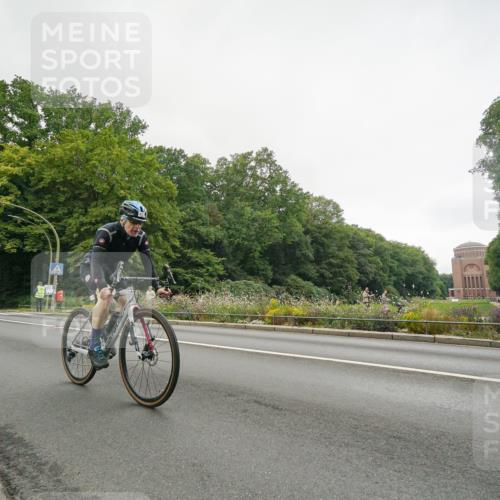 14.09.2025 - Stadtparktriathlon Michael Burmester http://msf.ph/oto/8891248 14.09.2025 10:27:24 Radfahren 512, 535, 577, 651 meine-sportfotos.de