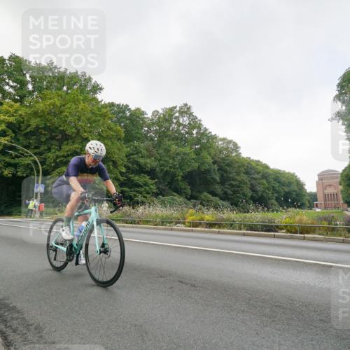 14.09.2025 - Stadtparktriathlon Michael Burmester http://msf.ph/oto/8891333 14.09.2025 10:31:13 Radfahren 546, 553, 636, 650, 706, 714 meine-sportfotos.de
