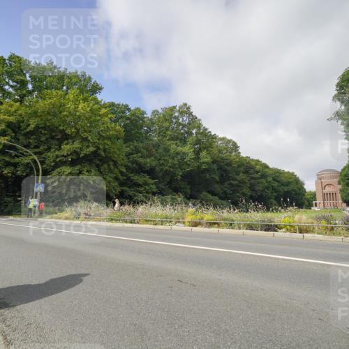 14.09.2025 - Stadtparktriathlon Michael Burmester http://msf.ph/oto/8891609 14.09.2025 10:40:40 Radfahren 641, 655, 682, 735, 765, 792, 803, 816 meine-sportfotos.de