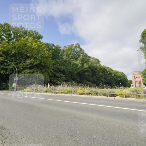 14.09.2025 - Stadtparktriathlon Michael Burmester http://msf.ph/oto/8891646 14.09.2025 10:41:14 Radfahren 746, 771, 778, 791 meine-sportfotos.de