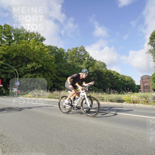 14.09.2025 - Stadtparktriathlon Michael Burmester http://msf.ph/oto/8891752 14.09.2025 10:44:21 Radfahren 582, 633, 661, 720, 752, 763, 775, 782 meine-sportfotos.de