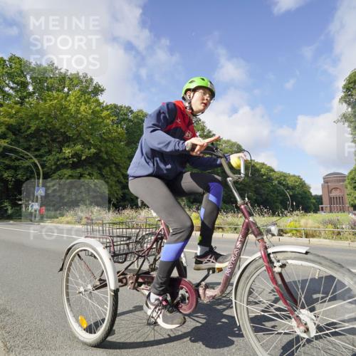 14.09.2025 - Stadtparktriathlon Michael Burmester http://msf.ph/oto/8891753 14.09.2025 10:44:22 Radfahren 582, 633, 661, 677, 720, 752, 763, 775, 782 meine-sportfotos.de