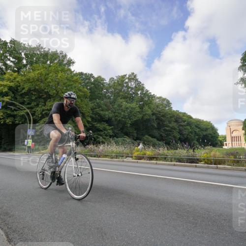 14.09.2025 - Stadtparktriathlon Michael Burmester http://msf.ph/oto/8891888 14.09.2025 10:49:33 Radfahren 712, 714, 791, 821 meine-sportfotos.de