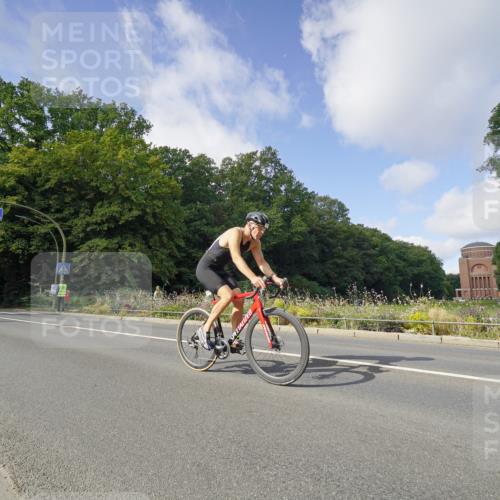 14.09.2025 - Stadtparktriathlon Michael Burmester http://msf.ph/oto/8891946 14.09.2025 10:52:15 Radfahren 661, 720, 759, 772, 785, 797, 799, 805, 806 meine-sportfotos.de