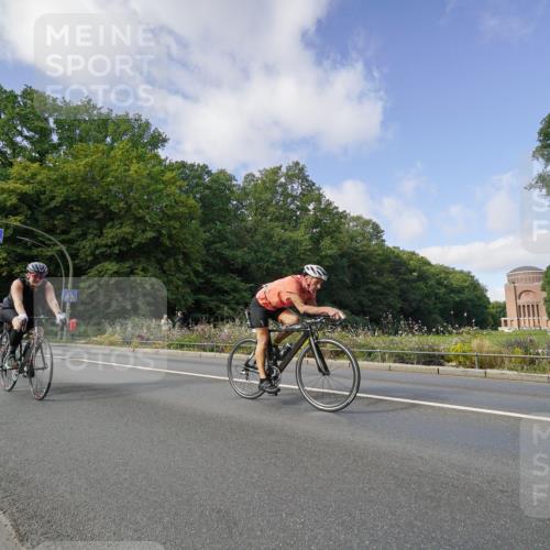 14.09.2025 - Stadtparktriathlon Michael Burmester http://msf.ph/oto/8892029 14.09.2025 10:54:55 Radfahren 636, 687, 700, 704, 728, 780, 786, 787, 790, 825, 901 meine-sportfotos.de