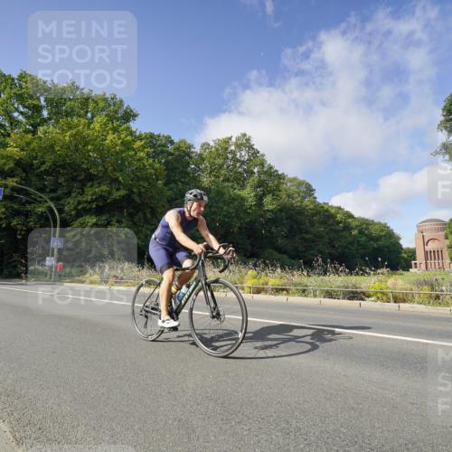 14.09.2025 - Stadtparktriathlon Michael Burmester http://msf.ph/oto/8892096 14.09.2025 10:56:51 Radfahren 697, 746, 755, 764, 767, 771, 783, 796, 798, 807, 811, 817, 914 meine-sportfotos.de