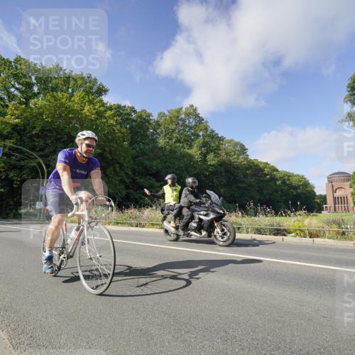 14.09.2025 - Stadtparktriathlon Michael Burmester http://msf.ph/oto/8892274 14.09.2025 11:02:25 Radfahren 682, 732, 761, 890, 916 meine-sportfotos.de