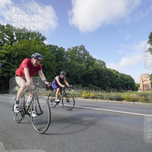 14.09.2025 - Stadtparktriathlon Michael Burmester http://msf.ph/oto/8892304 14.09.2025 11:03:44 Radfahren 740, 760, 765, 767, 781, 792, 798, 909 meine-sportfotos.de