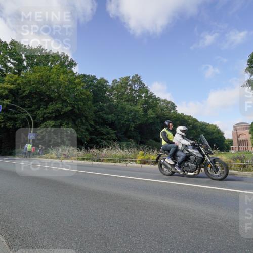 14.09.2025 - Stadtparktriathlon Michael Burmester http://msf.ph/oto/8892317 14.09.2025 11:04:12 Radfahren 655, 671, 755, 774, 778, 818, 911, 914 meine-sportfotos.de