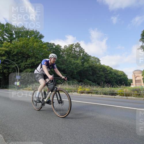 14.09.2025 - Stadtparktriathlon Michael Burmester http://msf.ph/oto/8892350 14.09.2025 11:05:12 Radfahren 833, 835, 836, 841, 852, 853, 867, 891, 919 meine-sportfotos.de
