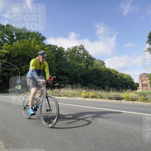 14.09.2025 - Stadtparktriathlon Michael Burmester http://msf.ph/oto/8892360 14.09.2025 11:05:29 Radfahren 796, 827, 837, 846, 850, 855, 872, 898 meine-sportfotos.de