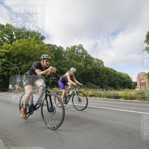 14.09.2025 - Stadtparktriathlon Michael Burmester http://msf.ph/oto/8892705 14.09.2025 11:20:44 Radfahren 838, 848, 861, 889, 897, 917, 938, 941, 989 meine-sportfotos.de