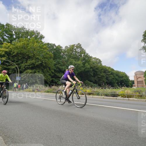 14.09.2025 - Stadtparktriathlon Michael Burmester http://msf.ph/oto/8892737 14.09.2025 11:22:09 Radfahren 842, 855, 929, 939, 952, 964, 972, 1007, 1014, 1017 meine-sportfotos.de