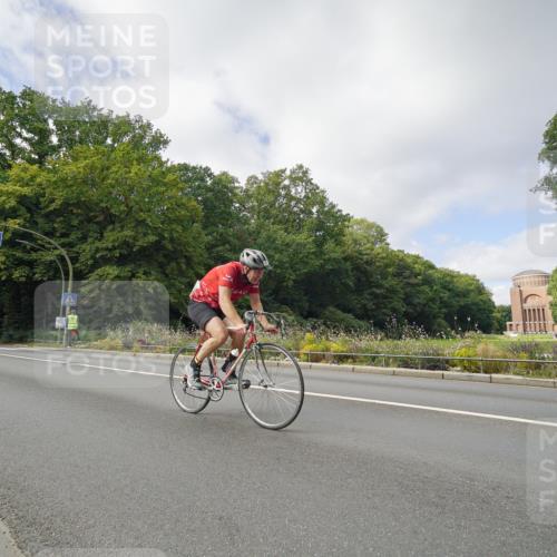 14.09.2025 - Stadtparktriathlon Michael Burmester http://msf.ph/oto/8892913 14.09.2025 11:29:47 Radfahren 873, 891, 892, 981 meine-sportfotos.de