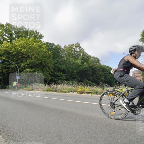 14.09.2025 - Stadtparktriathlon Michael Burmester http://msf.ph/oto/8893032 14.09.2025 11:35:07 Radfahren 868, 924, 961, 985, 1012, 1103 meine-sportfotos.de