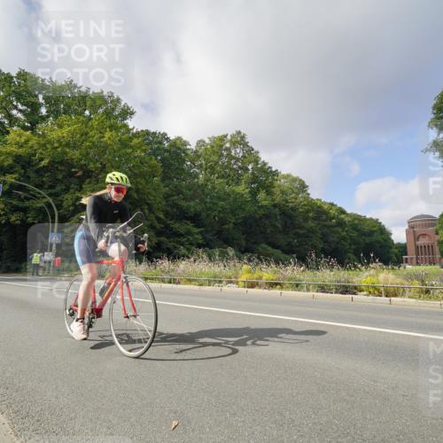 14.09.2025 - Stadtparktriathlon Michael Burmester http://msf.ph/oto/8893123 14.09.2025 11:38:52 Radfahren 855, 1019, 1025, 1047, 1099 meine-sportfotos.de