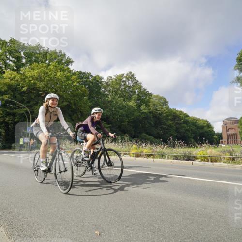 14.09.2025 - Stadtparktriathlon Michael Burmester http://msf.ph/oto/8893165 14.09.2025 11:40:19 Radfahren 968, 972, 1001, 1002, 1049, 1069 meine-sportfotos.de