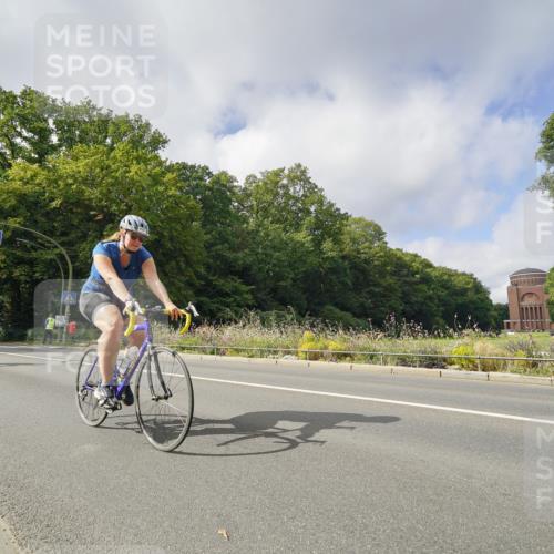 14.09.2025 - Stadtparktriathlon Michael Burmester http://msf.ph/oto/8893180 14.09.2025 11:40:56 Radfahren 958, 978, 992, 1006, 1036, 1071, 1098 meine-sportfotos.de