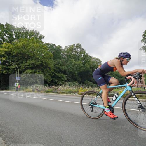14.09.2025 - Stadtparktriathlon Michael Burmester http://msf.ph/oto/8893416 14.09.2025 11:49:45 Radfahren 1015, 1061, 1098, 1119 meine-sportfotos.de