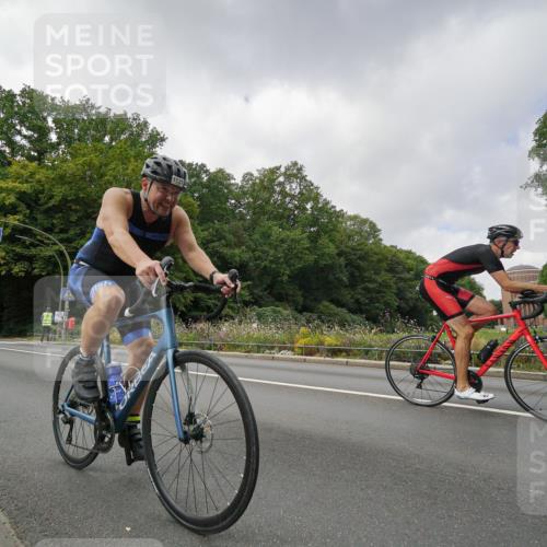 14.09.2025 - Stadtparktriathlon Michael Burmester http://msf.ph/oto/8893857 14.09.2025 11:58:21 Radfahren 945, 1002, 1040, 1083, 1101, 1112, 1121, 1143, 1155, 1160, 1180, 1213 meine-sportfotos.de