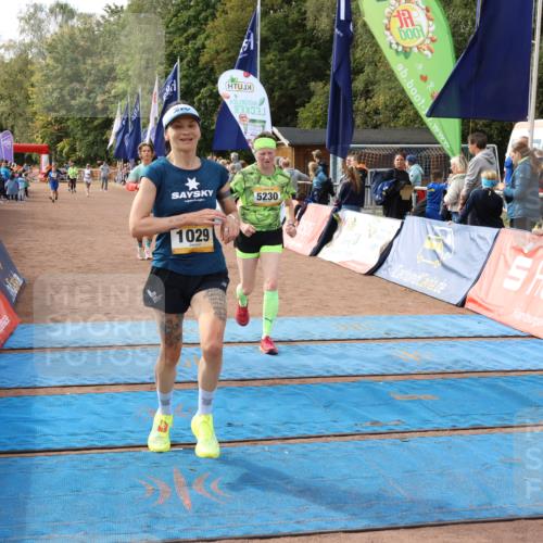 14.09.2025 - Airport Race Strokosch-Dieckow http://msf.ph/oto/8894414 14.09.2025 12:10:58 Ziel 888, 1029, 5230, 5235 meine-sportfotos.de