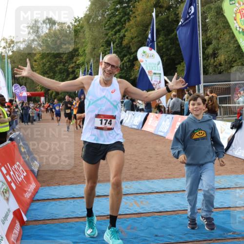 14.09.2025 - Airport Race Strokosch-Dieckow http://msf.ph/oto/8896618 14.09.2025 12:19:26 Ziel 72, 74, 174, 555, 746, 1050, 1059, 1392, 4055, 4143, 5268, 5481 meine-sportfotos.de