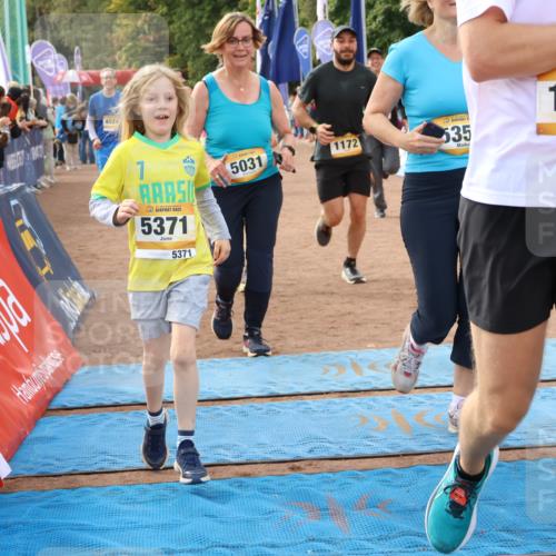 14.09.2025 - Airport Race Strokosch-Dieckow http://msf.ph/oto/8896852 14.09.2025 12:20:27 Ziel 221, 826, 1053, 1118, 1172, 1873, 2009, 2180, 4024, 4050, 4073, 5031, 5358, 5371, 5403, 5414 meine-sportfotos.de