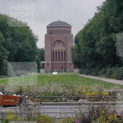 14.09.2025 - Stadtparktriathlon Michael Burmester http://msf.ph/oto/8897493 14.09.2025 08:54:44 Radfahren 331, 335 meine-sportfotos.de