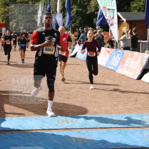 14.09.2025 - Airport Race Strokosch-Dieckow http://msf.ph/oto/8897684 14.09.2025 12:22:34 Ziel 186, 202, 341, 471, 611, 1065, 4062, 4183 meine-sportfotos.de