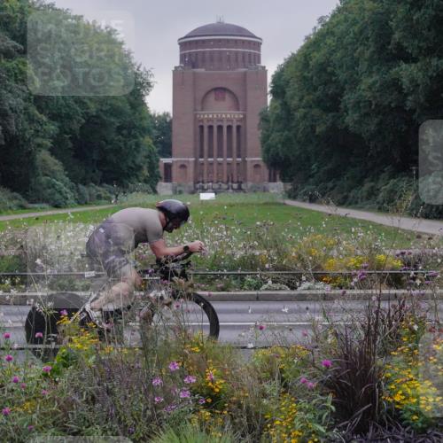 14.09.2025 - Stadtparktriathlon Michael Burmester http://msf.ph/oto/8897744 14.09.2025 08:59:16 Radfahren 346, 356, 359 meine-sportfotos.de