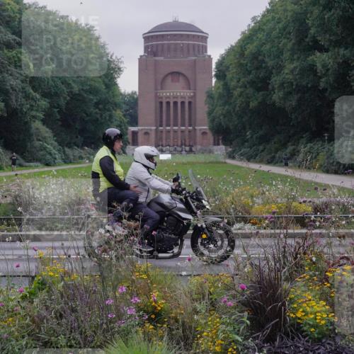 14.09.2025 - Stadtparktriathlon Michael Burmester http://msf.ph/oto/8897808 14.09.2025 09:00:53 Radfahren 344, 374 meine-sportfotos.de