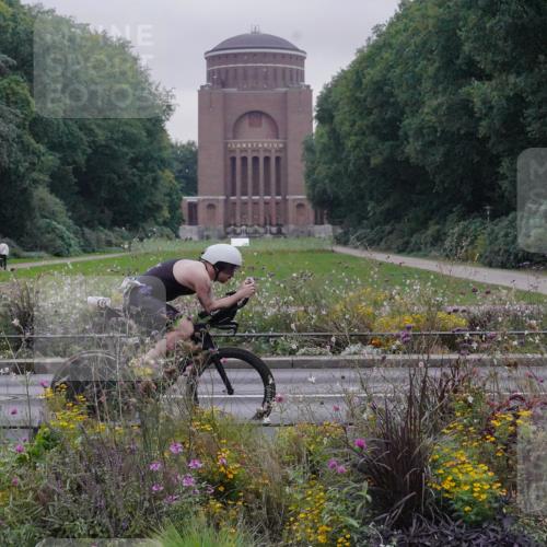 14.09.2025 - Stadtparktriathlon Michael Burmester http://msf.ph/oto/8897826 14.09.2025 09:01:29 Radfahren 368 meine-sportfotos.de
