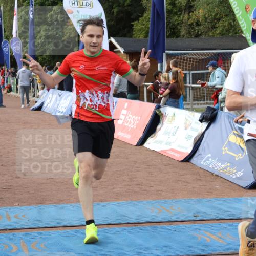 14.09.2025 - Airport Race Strokosch-Dieckow http://msf.ph/oto/8898131 14.09.2025 12:23:43 Ziel 177, 243, 1157, 1284 meine-sportfotos.de