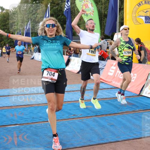 14.09.2025 - Airport Race Strokosch-Dieckow http://msf.ph/oto/8898519 14.09.2025 12:25:16 Ziel 704, 858, 872, 1070, 1766, 1993, 2104, 4229 meine-sportfotos.de