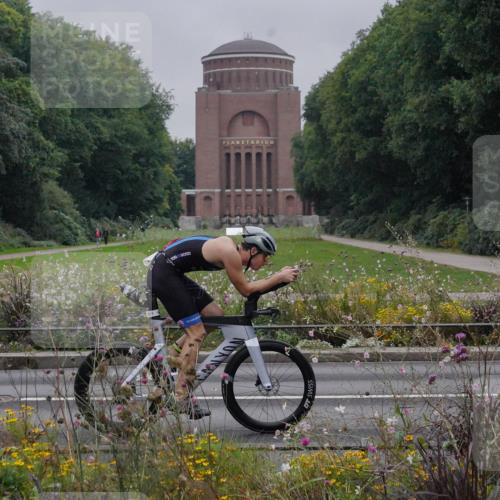 14.09.2025 - Stadtparktriathlon Michael Burmester http://msf.ph/oto/8898594 14.09.2025 09:04:34 Radfahren 315, 316, 360 meine-sportfotos.de