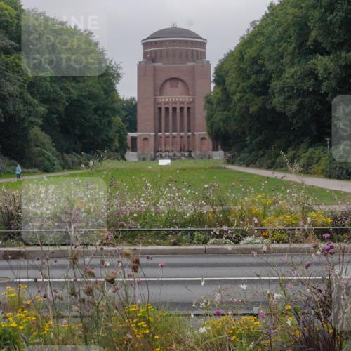 14.09.2025 - Stadtparktriathlon Michael Burmester http://msf.ph/oto/8899004 14.09.2025 09:08:58 Radfahren 362, 375, 434 meine-sportfotos.de