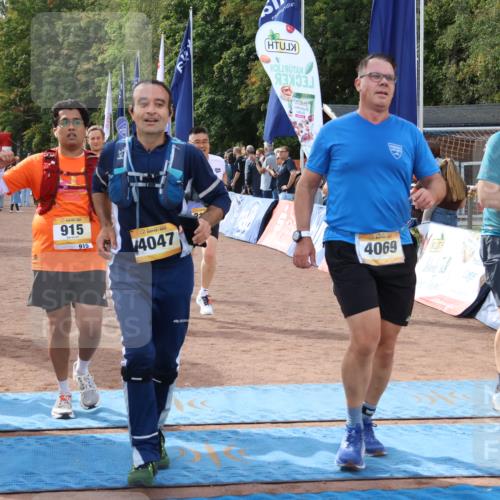 14.09.2025 - Airport Race Strokosch-Dieckow http://msf.ph/oto/8899019 14.09.2025 12:26:40 Ziel 285, 330, 361, 636, 915, 1110, 2103, 2133, 2144, 2178, 4017, 4047, 4069 meine-sportfotos.de