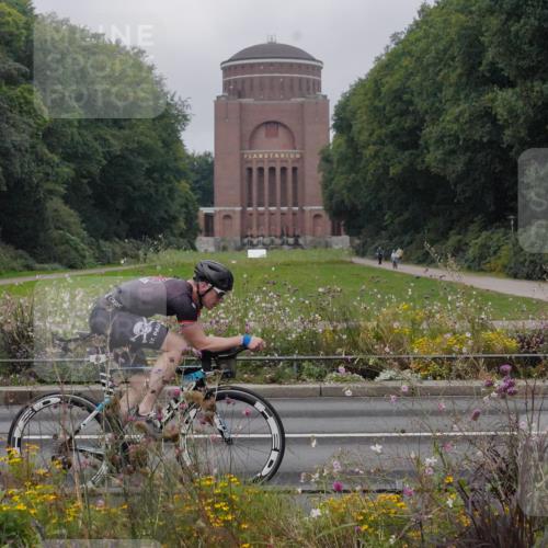 14.09.2025 - Stadtparktriathlon Michael Burmester http://msf.ph/oto/8899240 14.09.2025 09:10:48 Radfahren 319, 322, 367, 369, 382, 415, 421, 435 meine-sportfotos.de