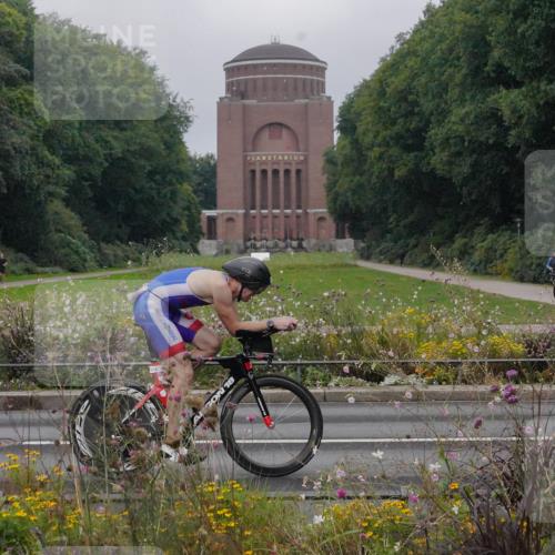 14.09.2025 - Stadtparktriathlon Michael Burmester http://msf.ph/oto/8899314 14.09.2025 09:11:21 Radfahren 312, 313, 321, 332, 405, 408, 416, 423, 436 meine-sportfotos.de