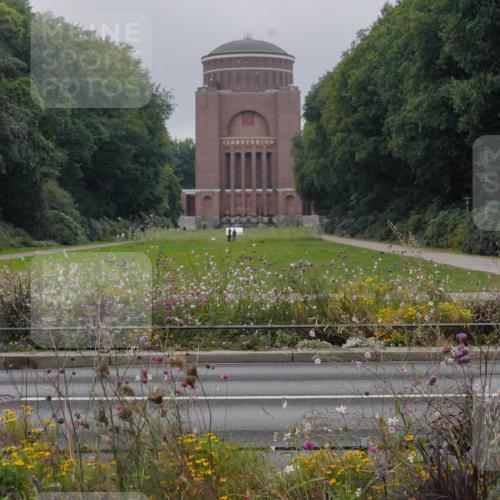 14.09.2025 - Stadtparktriathlon Michael Burmester http://msf.ph/oto/8899473 14.09.2025 09:13:13 Radfahren 314, 327, 397 meine-sportfotos.de