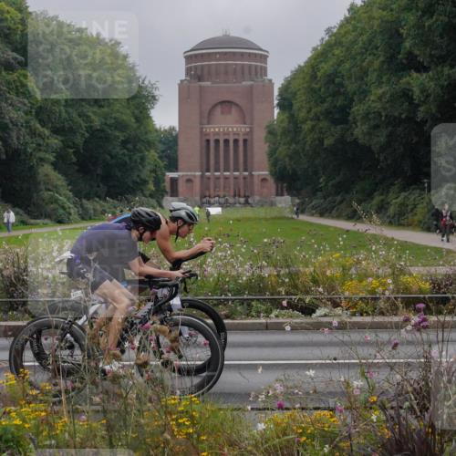 14.09.2025 - Stadtparktriathlon Michael Burmester http://msf.ph/oto/8899769 14.09.2025 09:15:43 Radfahren 315, 354, 361, 437, 451, 487 meine-sportfotos.de