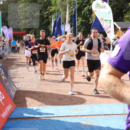 14.09.2025 - Airport Race Strokosch-Dieckow http://msf.ph/oto/8899963 14.09.2025 12:28:17 Ziel 126, 161, 242, 281, 365, 487, 587, 716, 765, 824, 1018, 1073, 1076, 1247, 1399, 2021, 2022, 2023, 4032, 4129 meine-sportfotos.de