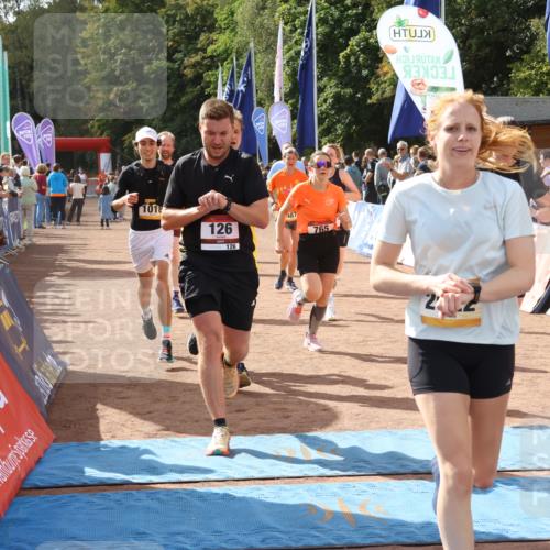 14.09.2025 - Airport Race Strokosch-Dieckow http://msf.ph/oto/8899973 14.09.2025 12:28:19 Ziel 118, 126, 161, 242, 487, 587, 765, 824, 1018, 1073, 1076, 1247, 1399, 2021, 2022, 2023, 4129 meine-sportfotos.de