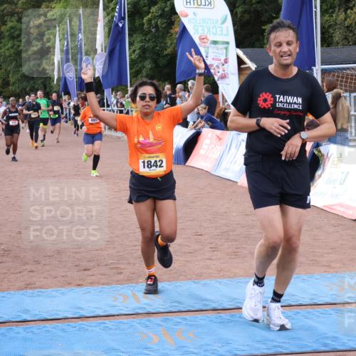 14.09.2025 - Airport Race Strokosch-Dieckow http://msf.ph/oto/8900045 14.09.2025 12:28:34 Ziel 141, 885, 1127, 1129, 1842, 1989, 2029, 4068 meine-sportfotos.de