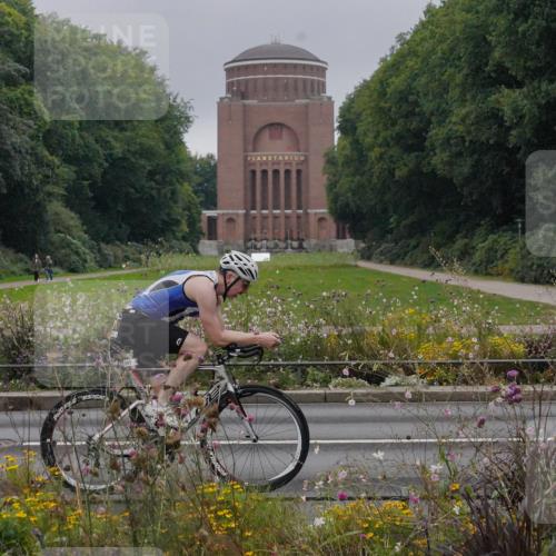 14.09.2025 - Stadtparktriathlon Michael Burmester http://msf.ph/oto/8900266 14.09.2025 09:17:12 Radfahren 312, 319, 325, 360, 369, 391, 408, 416, 463 meine-sportfotos.de