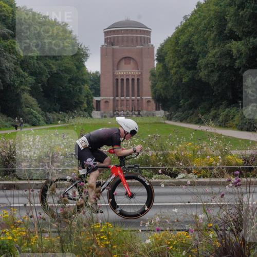14.09.2025 - Stadtparktriathlon Michael Burmester http://msf.ph/oto/8900270 14.09.2025 09:17:13 Radfahren 312, 325, 360, 369, 391, 408, 416, 463 meine-sportfotos.de